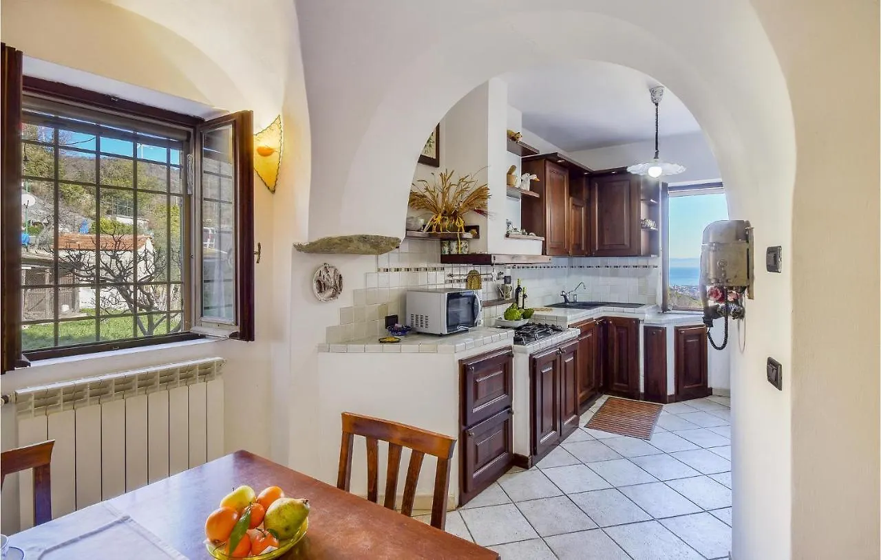 2 Bedroom Awesome Home In Vado Ligure Holiday home
