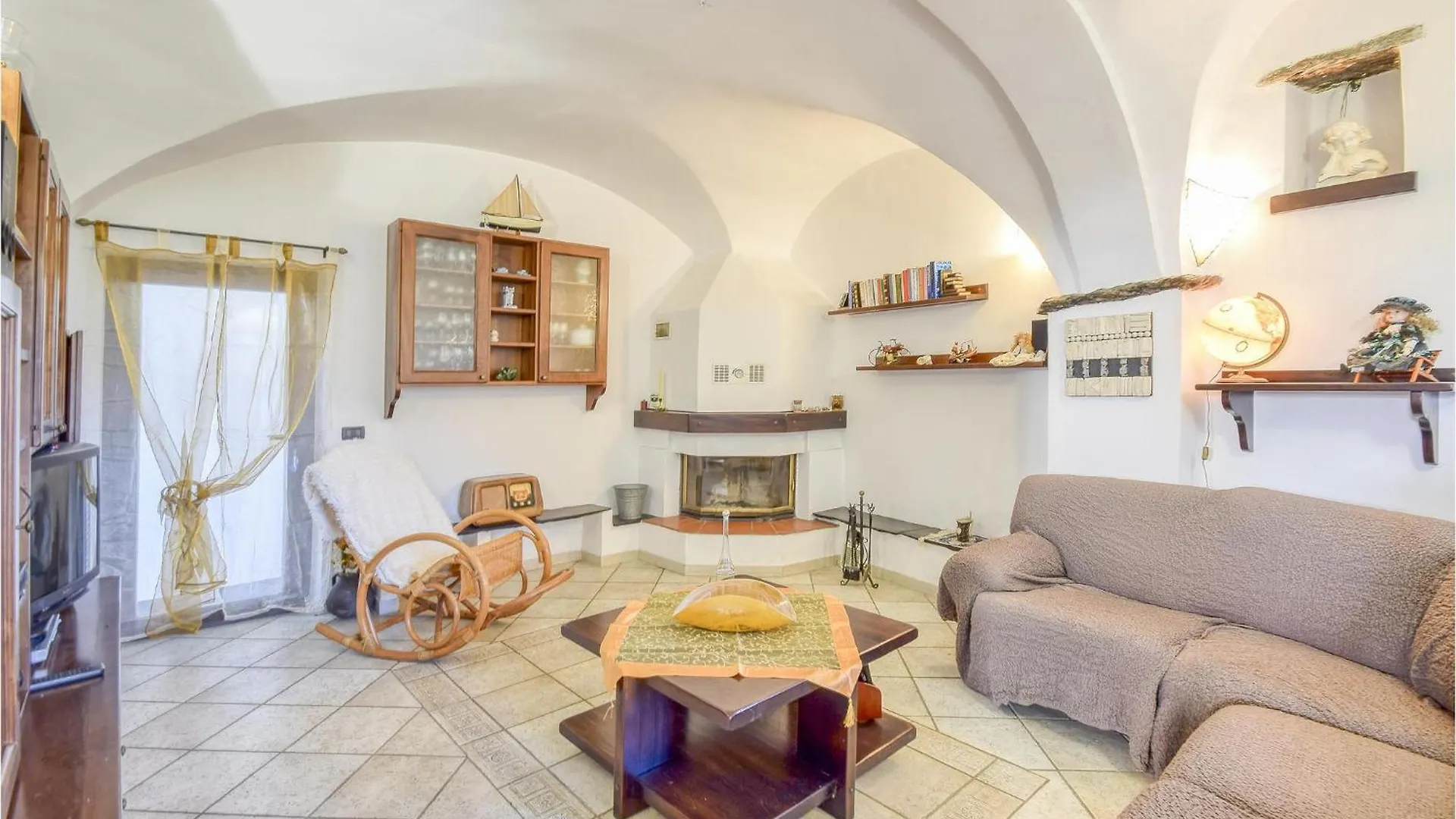 2 Bedroom Awesome Home In Vado Ligure Holiday home
