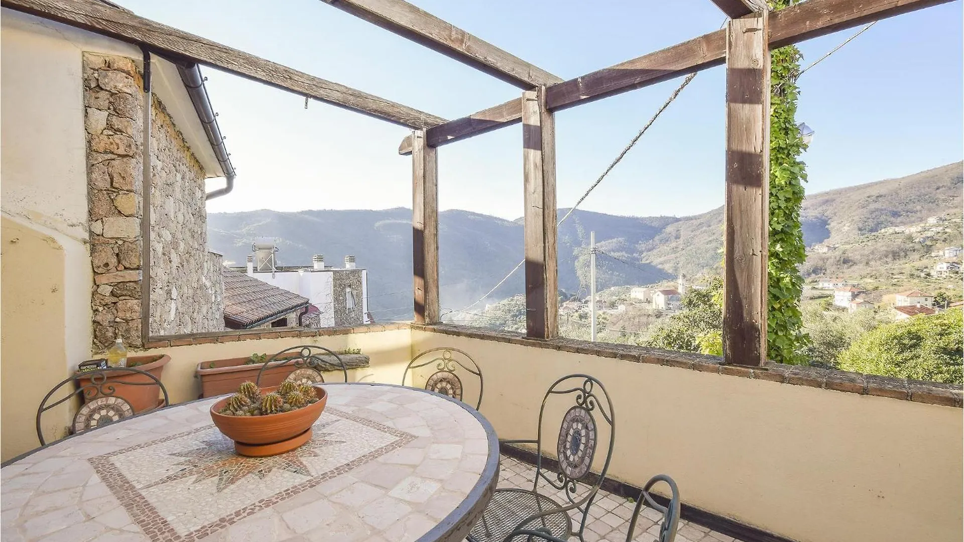 2 Bedroom Awesome Home In Vado Ligure Italy