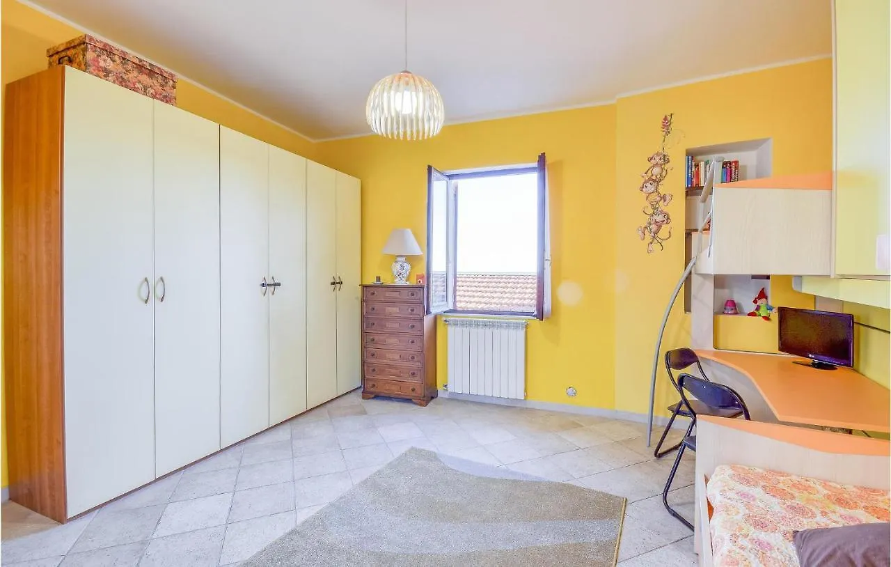 Holiday home 2 Bedroom Awesome Home In Vado Ligure