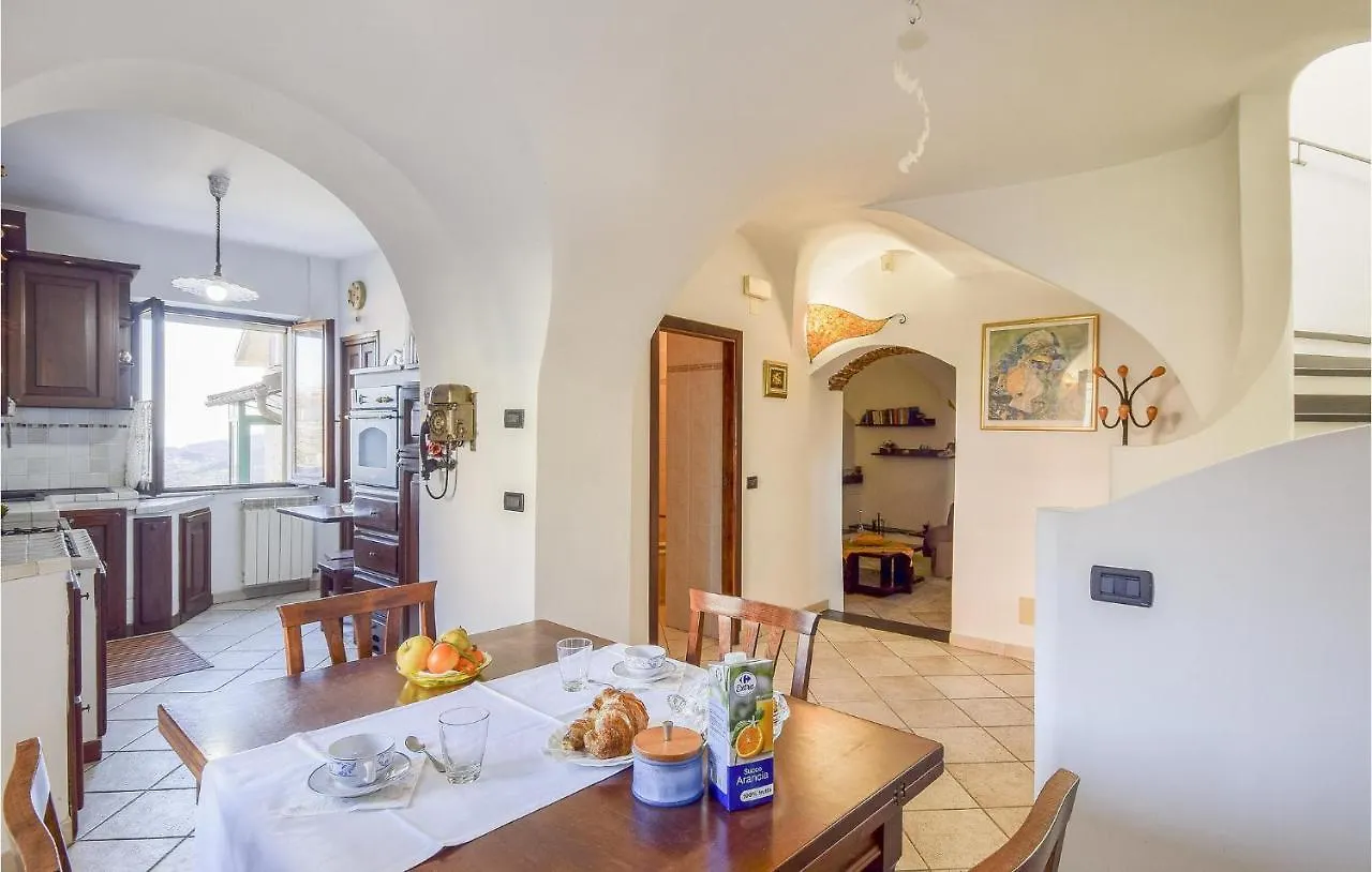 2 Bedroom Awesome Home In Vado Ligure